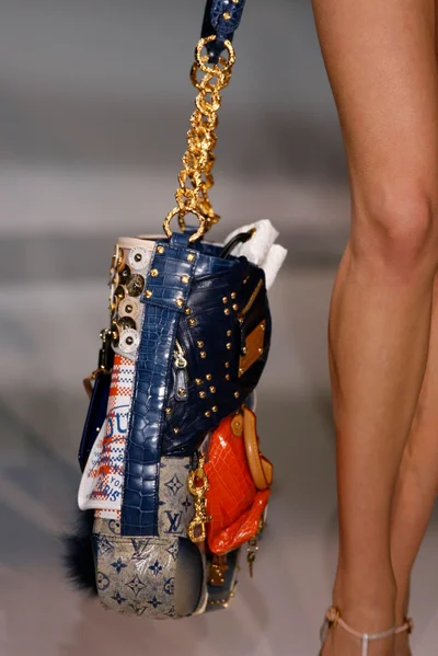 Look 14